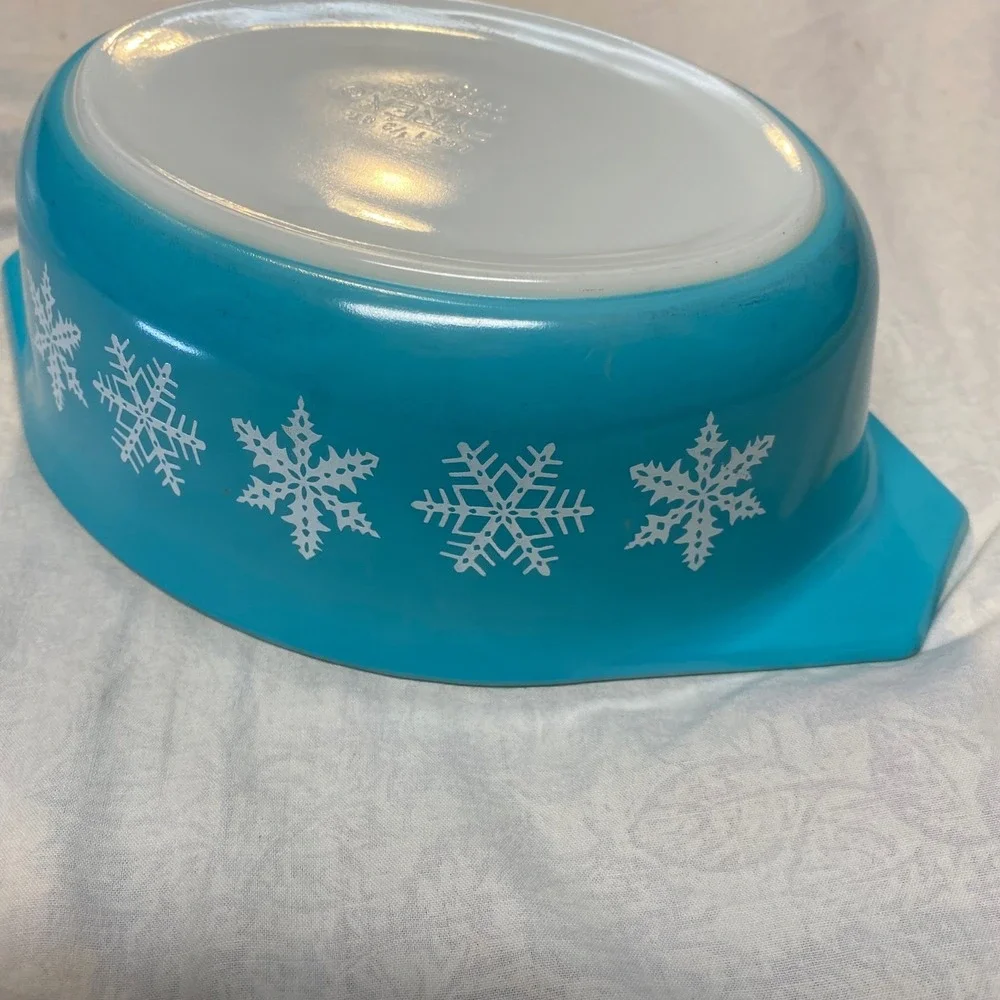 Vintage Pyrex 043 Snowflake Blue 1.5 Qt Casserole Dish w/ 943-C Lid USA
